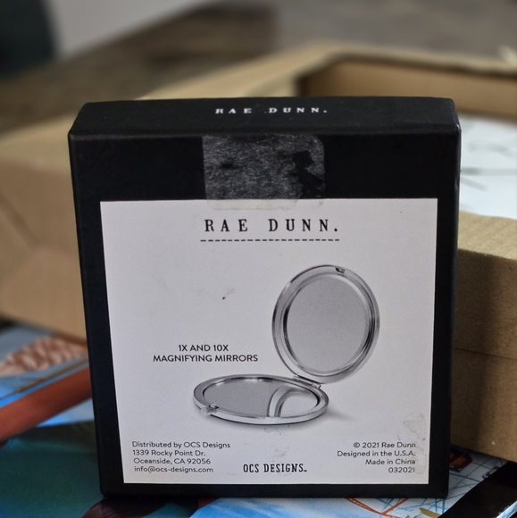 Rae Dunn Queen bee 🐝 Compact Mirror • NEW • - Picture 2 of 6